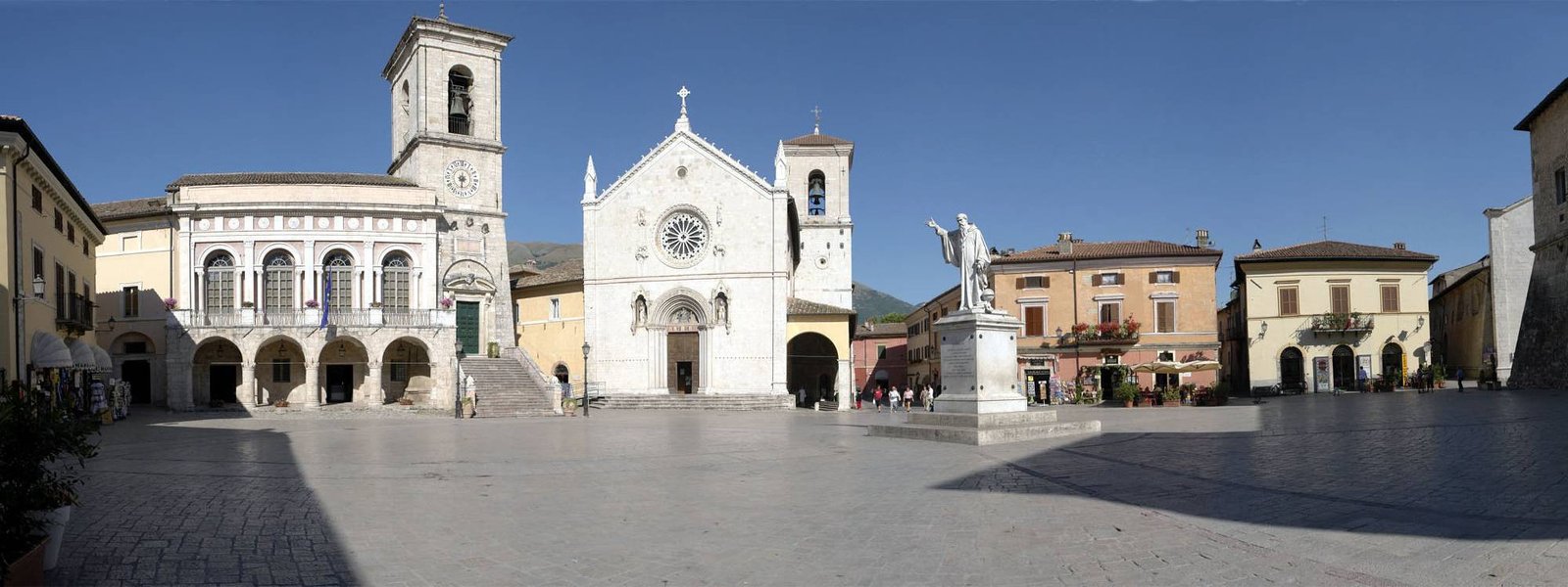 イタリア文化コース イタリア語 イタリア語の文法 美術 イタリアの世界遺産ツアー イタリア語の慣用句 言い回し 翻訳のレッスン